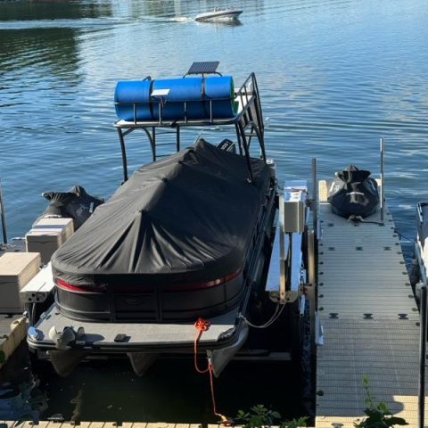 Smart Floating Boat Lift Technology and Specs